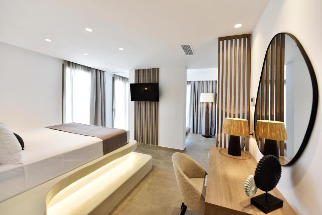 Anais Milos Suites - 2