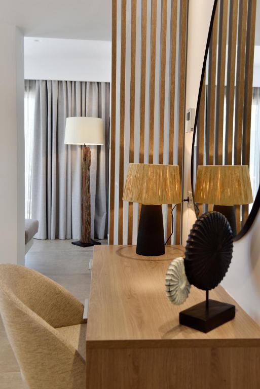 Anais Milos Suites - 6