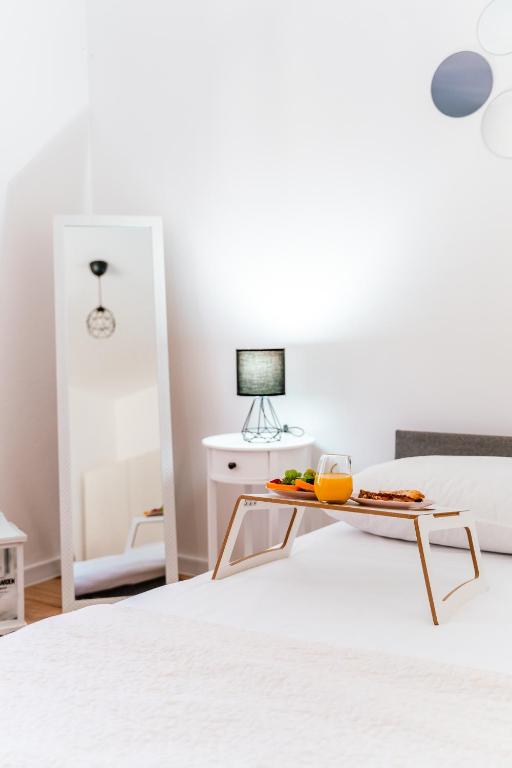 Postel nebo postele na pokoji v ubytování Dinara View Apartment-Knin