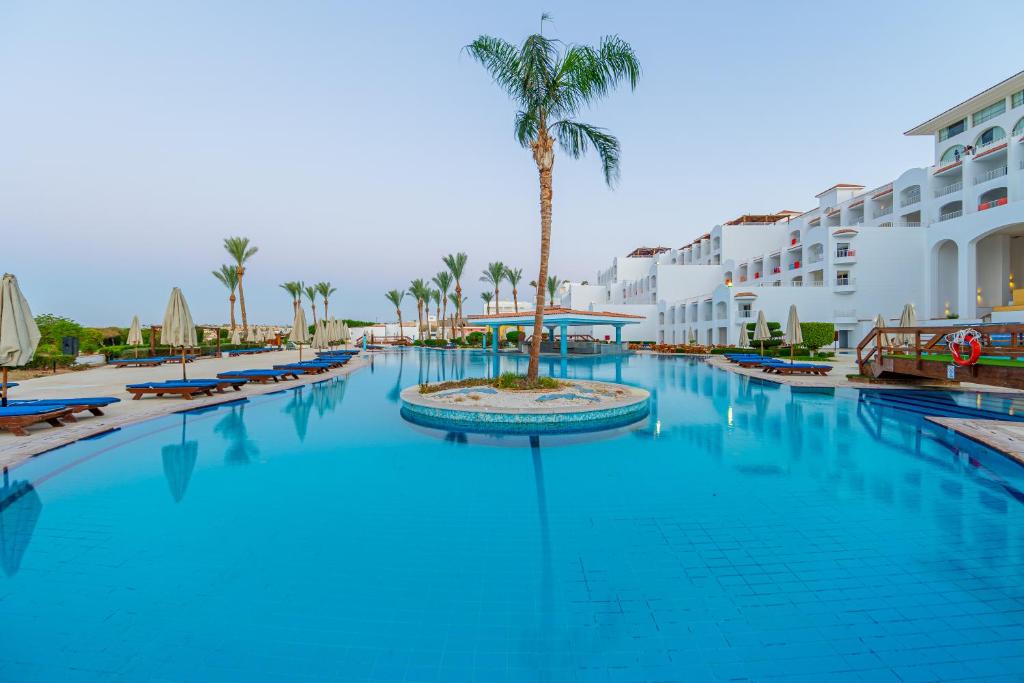 Bazén v ubytování Siva Sharm Resort & SPA nebo v jeho okolí