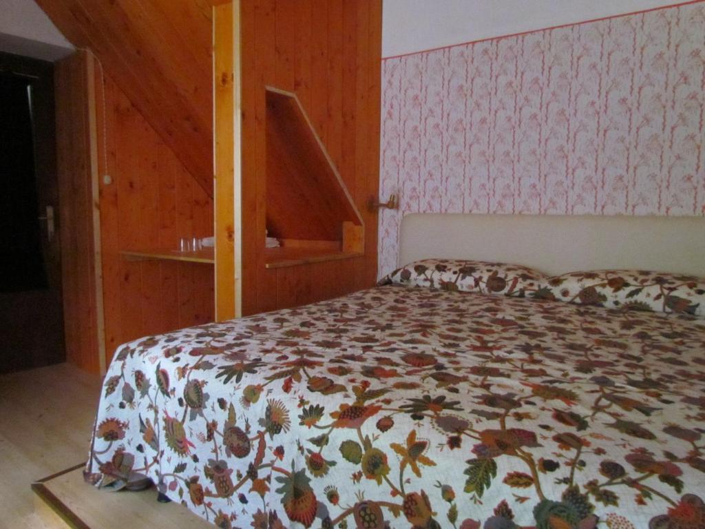 Postel nebo postele na pokoji v ubytování Joe's Place