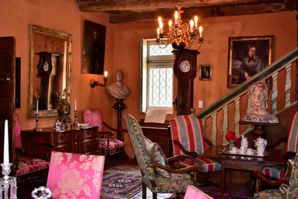 Posezení v ubytování Manoir de Malfarat