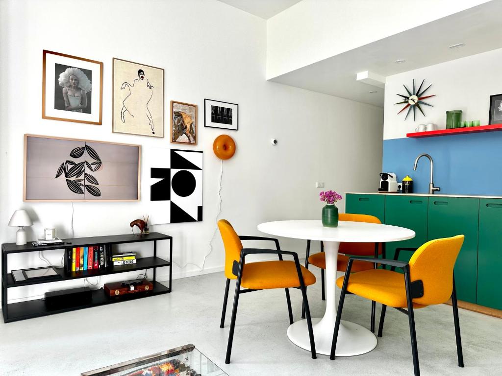 Posezení v ubytování Studio in creative district, FREE parking