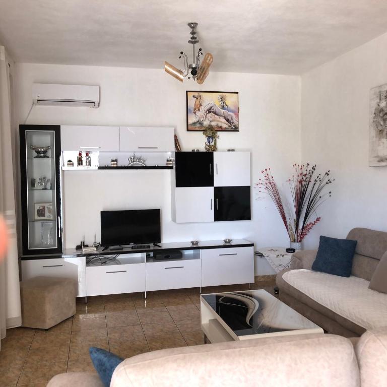 Arsen Apartments - Image 5