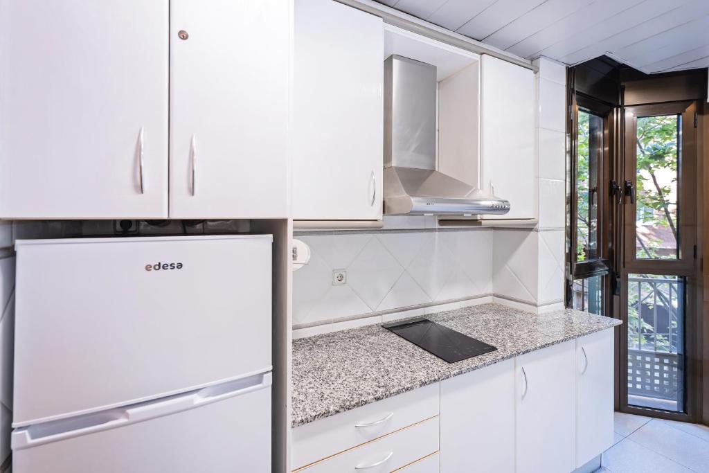 Aparthotel Napols - Abapart - Resim 26