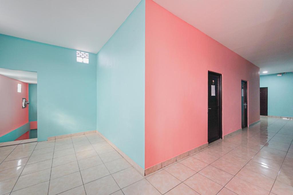 Fotografie z fotogalerie ubytování RedDoorz near Universitas YARSI v destinaci Jakarta
