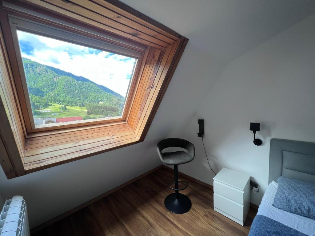Nespecifikovaný výhled na hory nebo výhled na hory při pohledu z apartmánu
