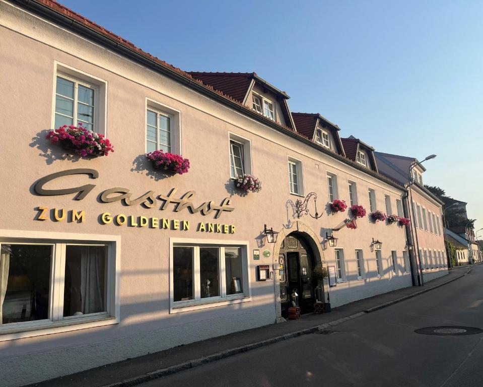 Fotografie z fotogalerie ubytování Gasthof zum Goldenen Anker v destinaci Hainburg an der Donau