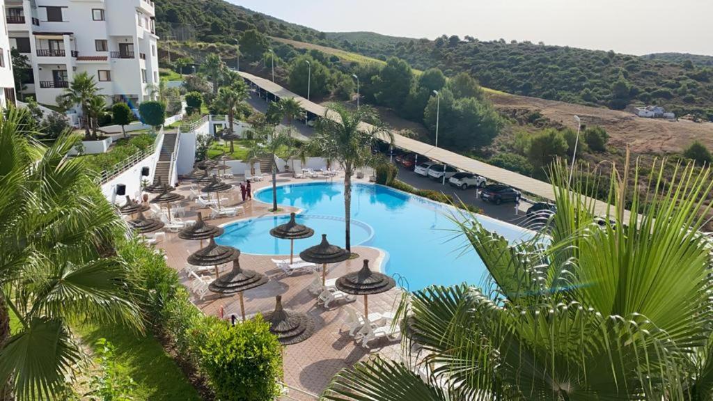 Apartment in Cabo Negro, one room, balcony overlooking the pool