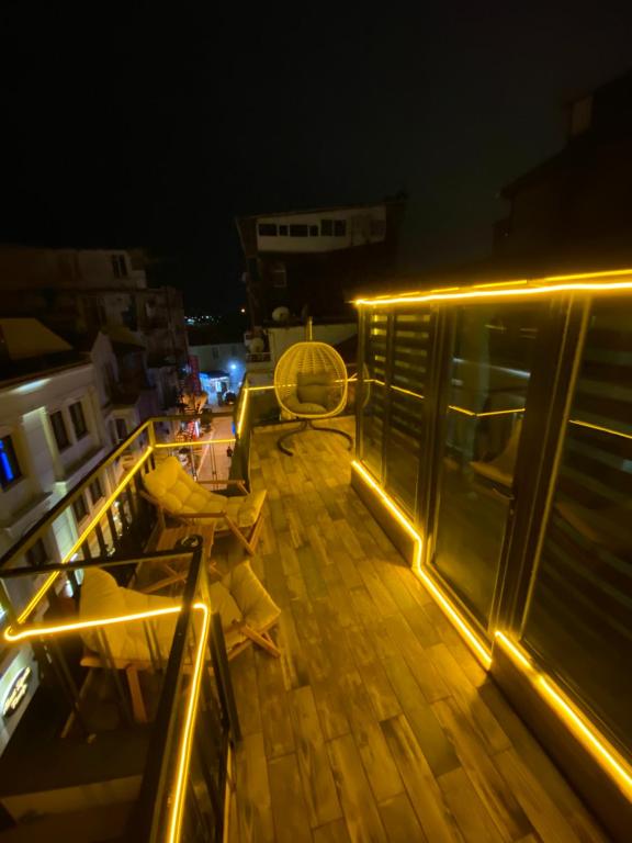 Balkón nebo terasa v ubytování GOLDEN ARROW OLD CİTY HOTEL