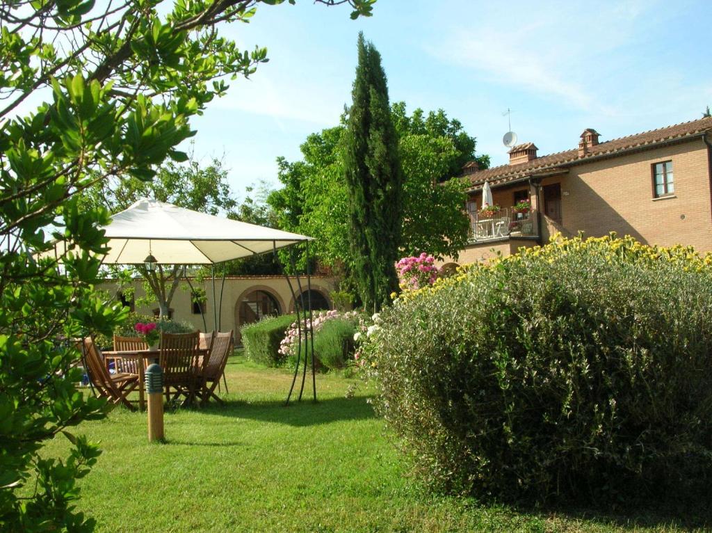 Ogród w obiekcie Agriturismo Il Poderino