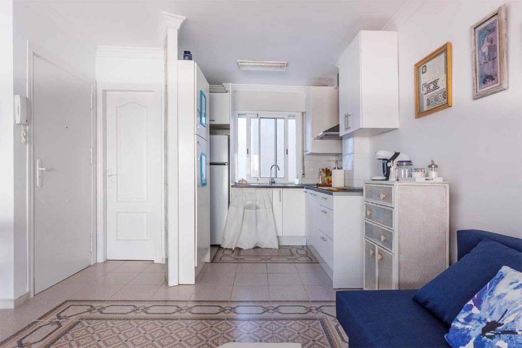A kitchen or kitchenette at A&N Atico Downtown Torre del Mar