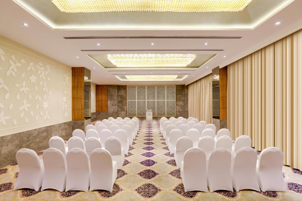 Fotografie z fotogalerie ubytování Lemon Tree Hotel, Sector 68, Sohna Road, Gurugram v destinaci Gurgáon