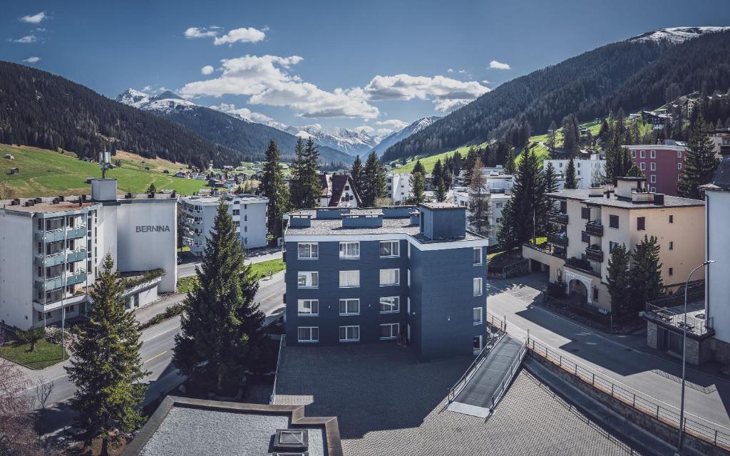 Nespecifikovaný výhled na hory nebo výhled na hory při pohledu z hotelu