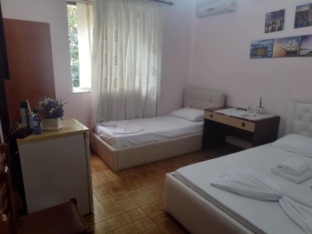 Guest Room Tirana Center - Image 6