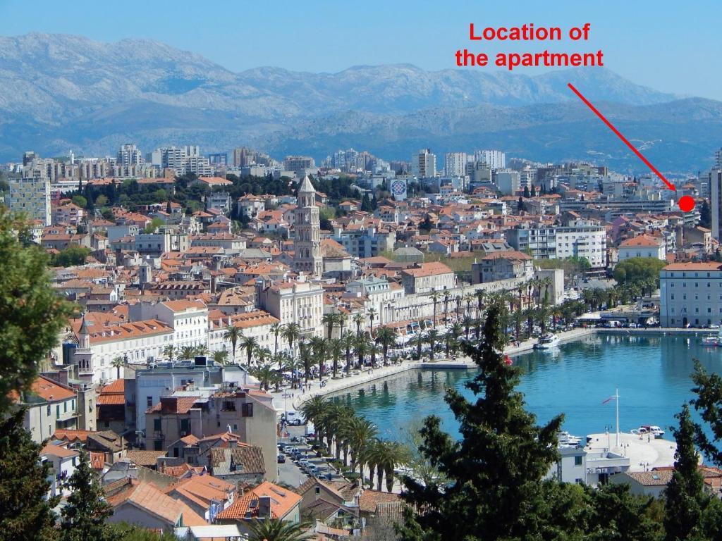 Apartment Marin, in center near the beach, Split (updated prices 2024)