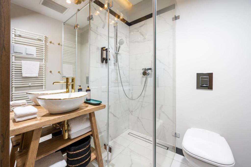 Koupelna v ubytování Sava Boutique Hotel