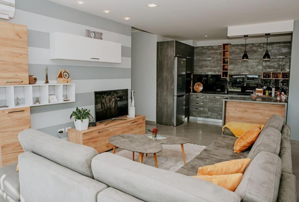 The Modern Pad - Image 4