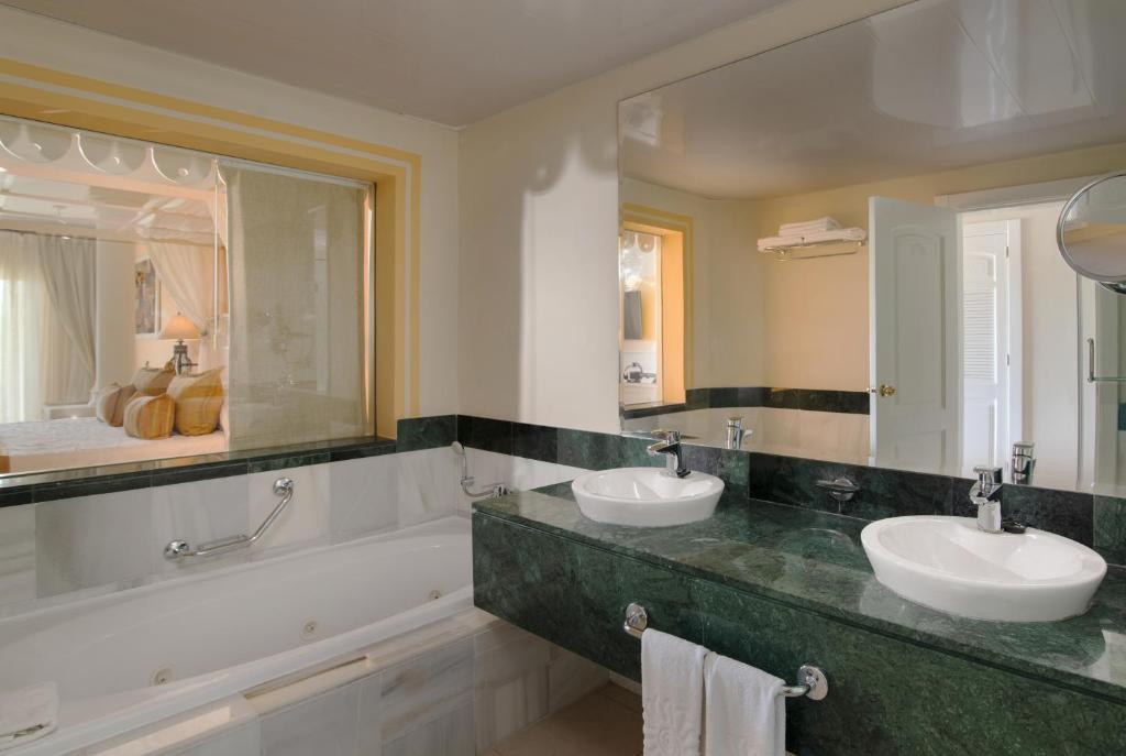 Bahia Principe Luxury Bouganville - Adults Only All Inclusive - Junior Suite Deluxe Am Meer (1 Erwachsener)