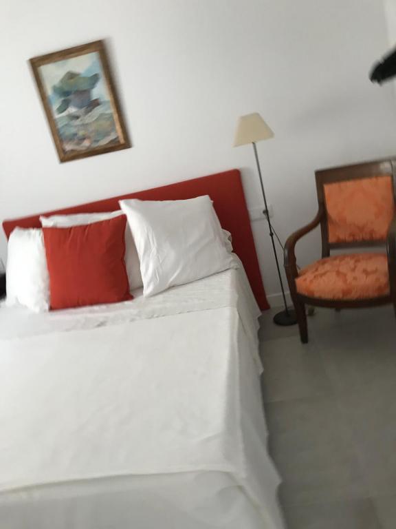 Postel nebo postele na pokoji v ubytování Campagne luxueuse de Sitges