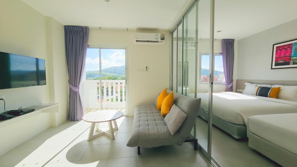 Recenta Suite Phuket Suanluang - Resim 10