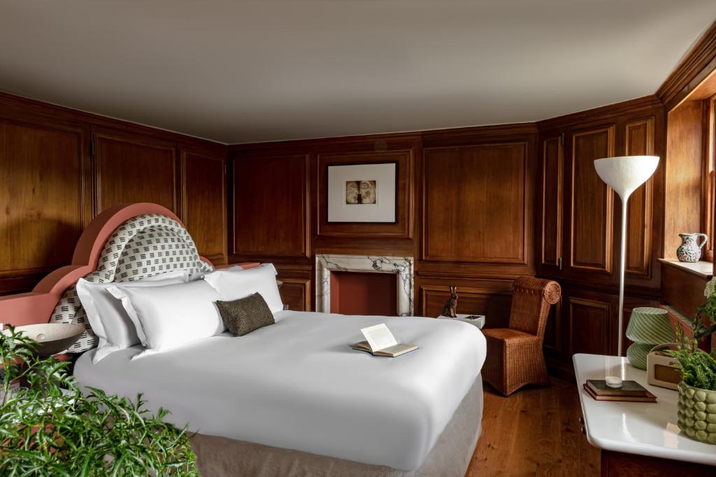 Cowley Manor Experimental - 
