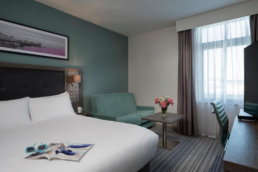 
Standard Double Room with Sofa Bed (2 Adults + 2 Children)
