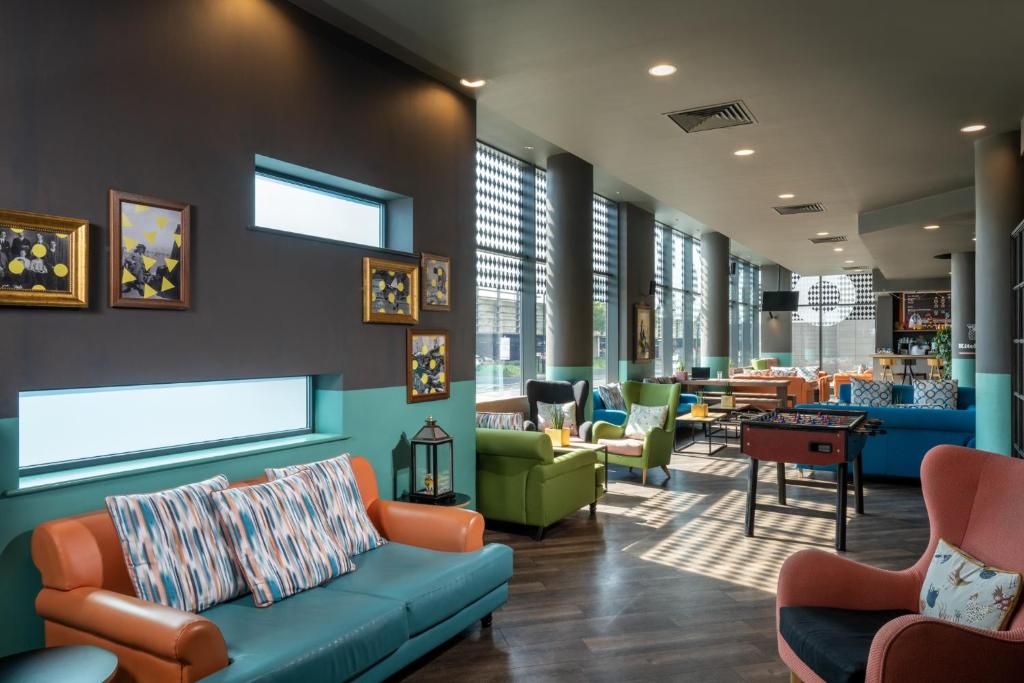 Leonardo Hotel Brighton - Resim 3