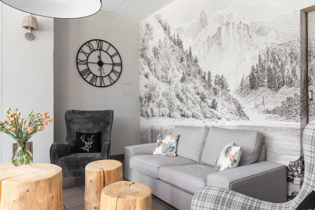 Hotel Helios 300m od Krupówek nowy BASEN od 12 lipca - Resim 11