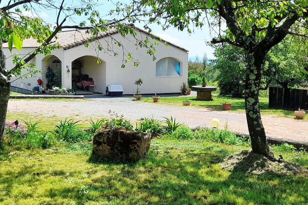 Zahrada ubytování le Chausse à Brès chambre d'hôtes 1