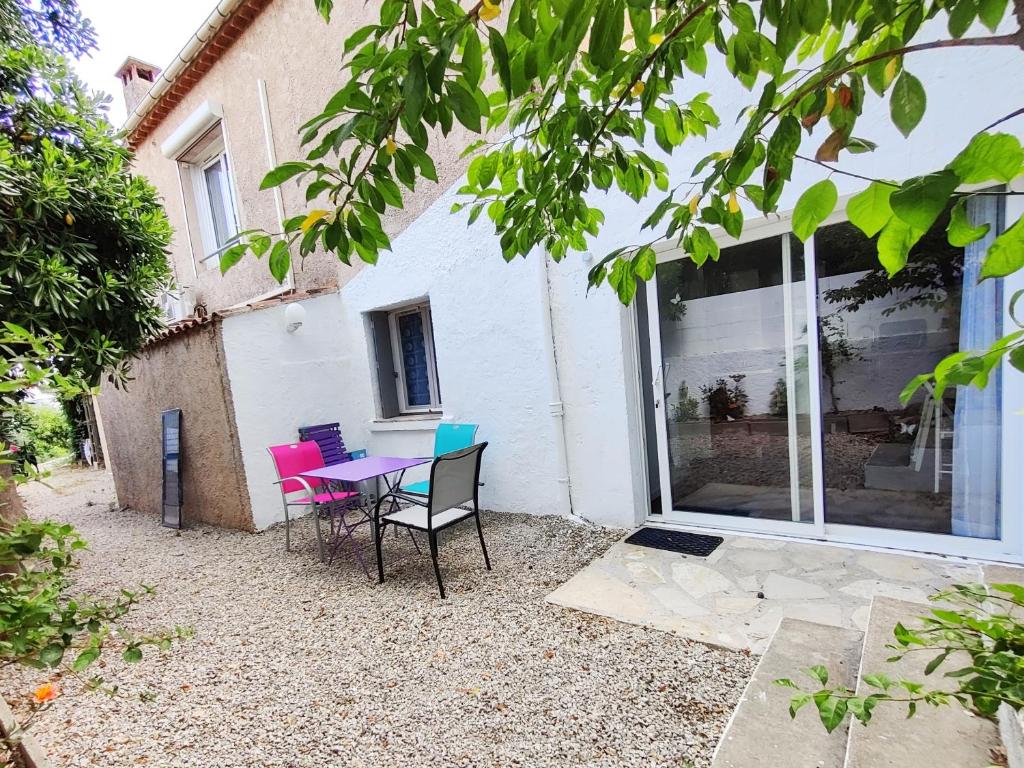 Marie, RoquebrunesurArgens (updated prices 2024)