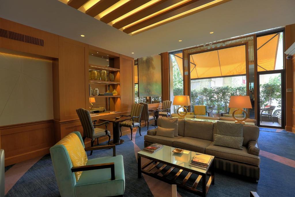 Posezení v ubytování Sofitel Beirut Le Gabriel