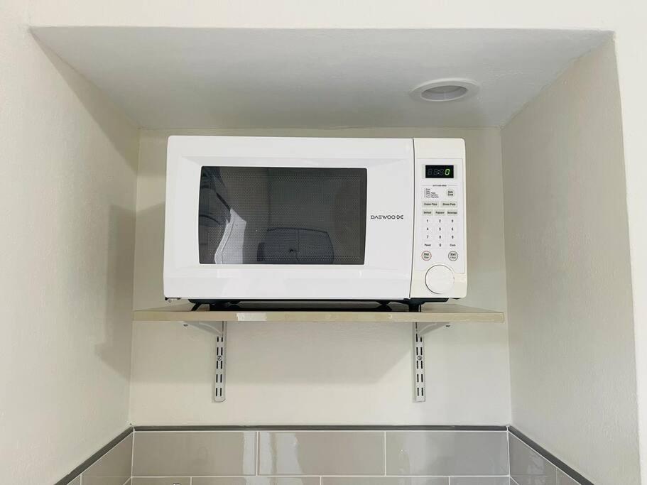 TV a/nebo společenská místnost v ubytování Alma Guest Suite