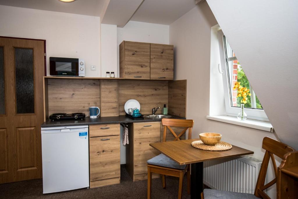 Penzion Avionika - Habitación Gemela Con Baño Privado