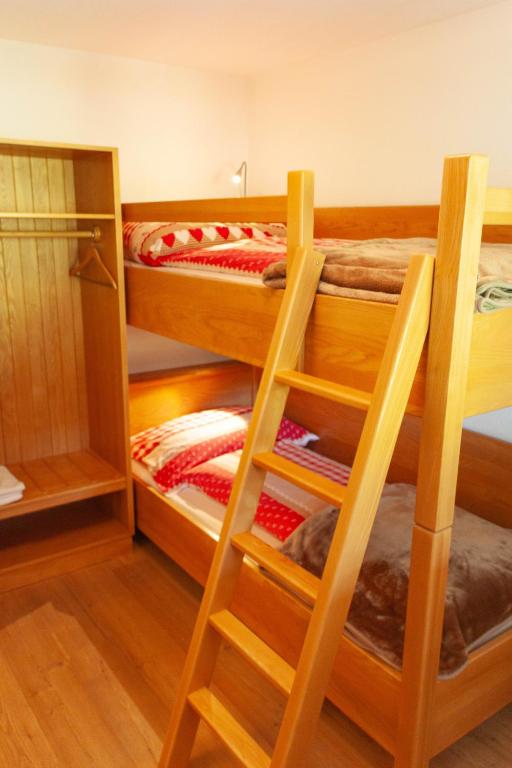 Postel nebo postele na pokoji v ubytování Hotel Madrisajoch