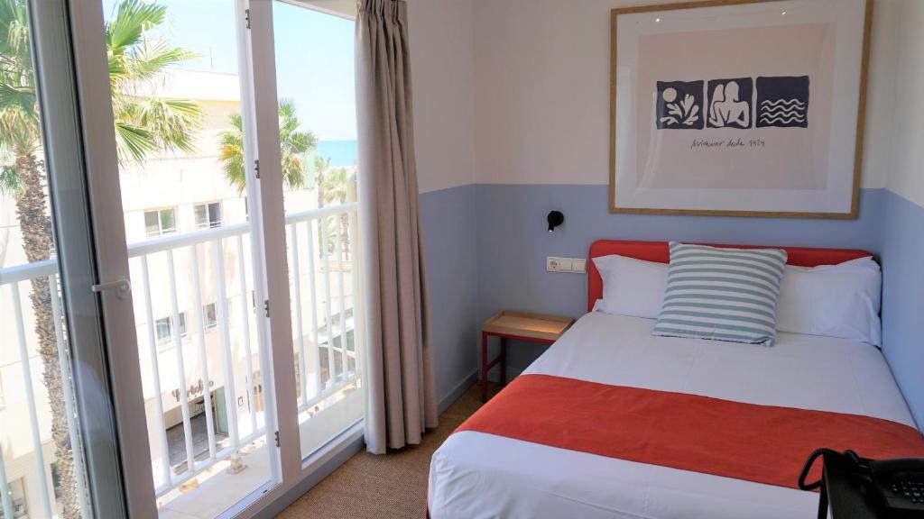 
Standard Single Room
