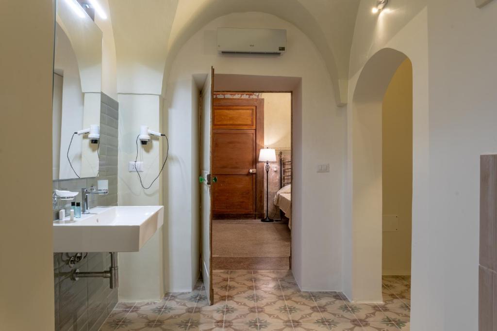 Il Cavaliere al borgo antico - Camera Regina
