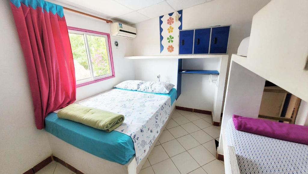 Beach Divanga Hostel and Diving - Standard Triple Room