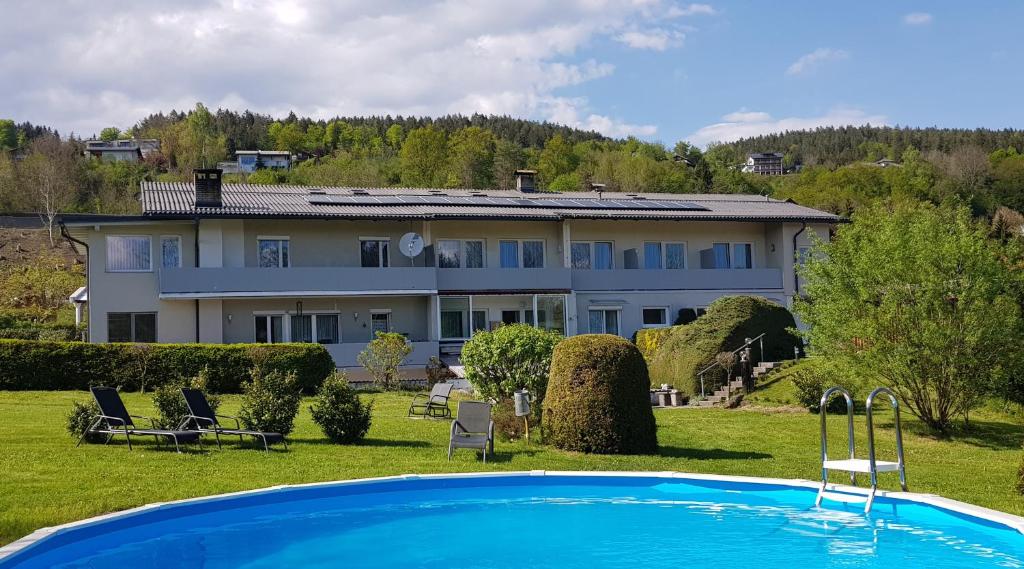 Bazén v ubytovaní Pension Pfefferdohle alebo v jeho blízkosti