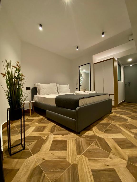 Sunshine Cozy Central Studio Basement