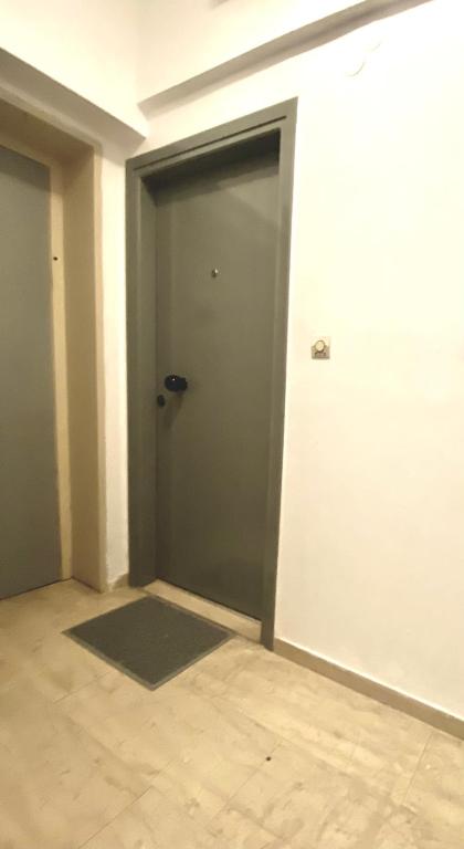 Sunshine Cozy Central Studio Basement - 3