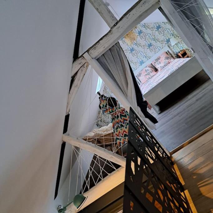 TV a/nebo společenská místnost v ubytování L'Atelier Gîte-Loft 6/8 pers