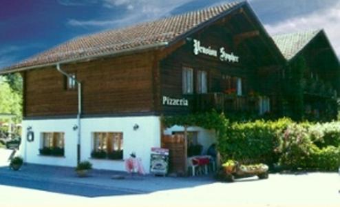 Budova, kde se penzion – hostinec nachází