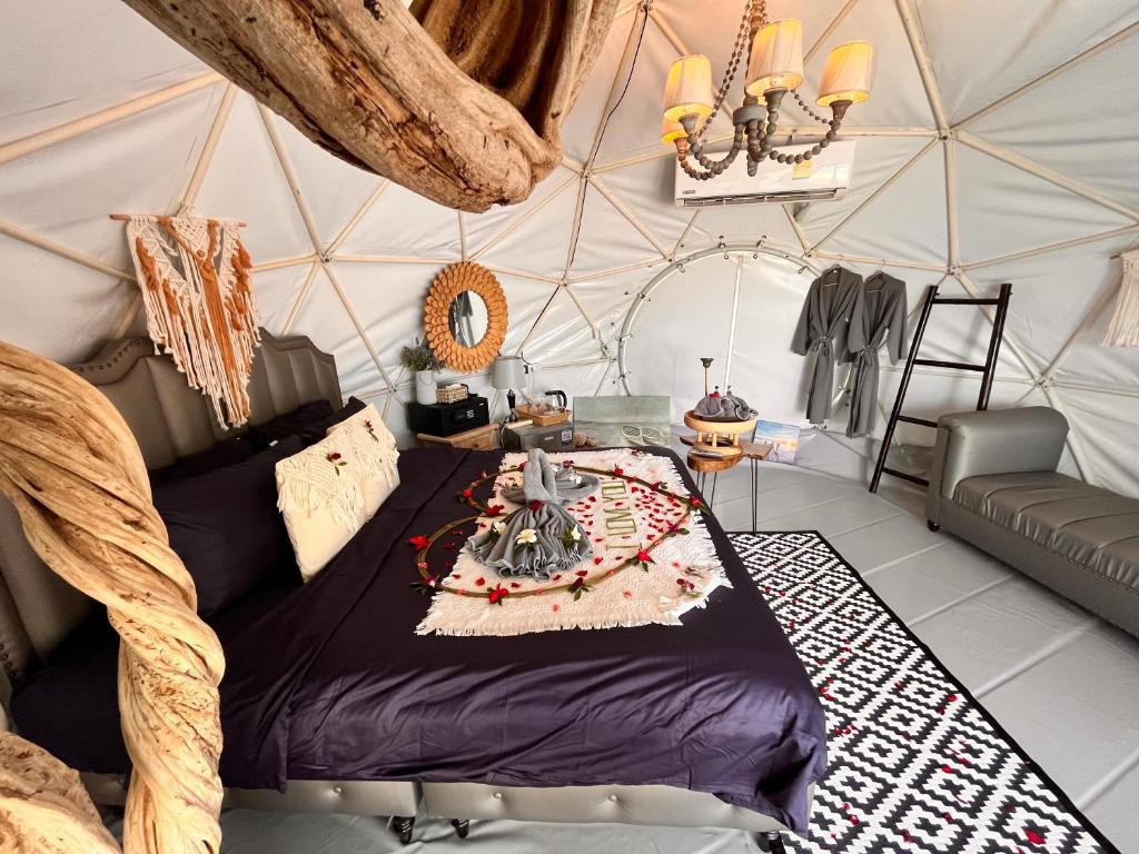 Posezení v ubytování Phuket Signature Glamping