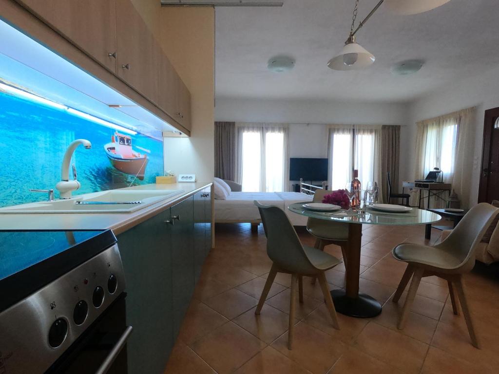 Fotografie z fotogalerie ubytování Horizon Studios with Sea View - Free Parking v destinaci Glóssa