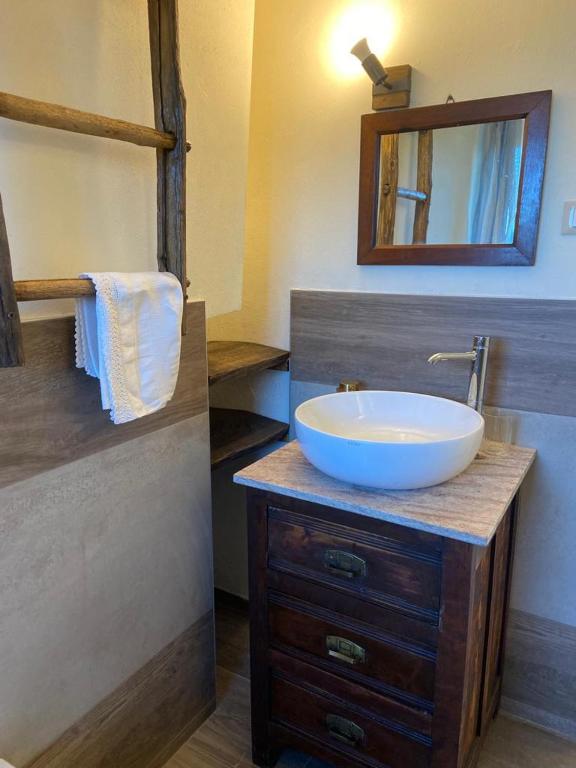 Koupelna v ubytování CASCINA BINELLO appartamento B