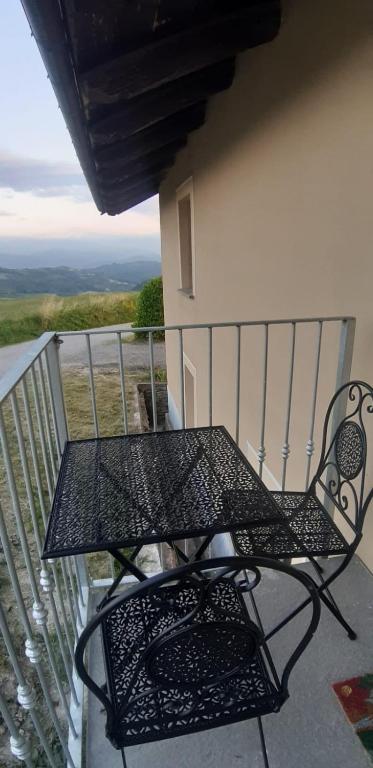 Balkón nebo terasa v ubytování CASCINA BINELLO appartamento B