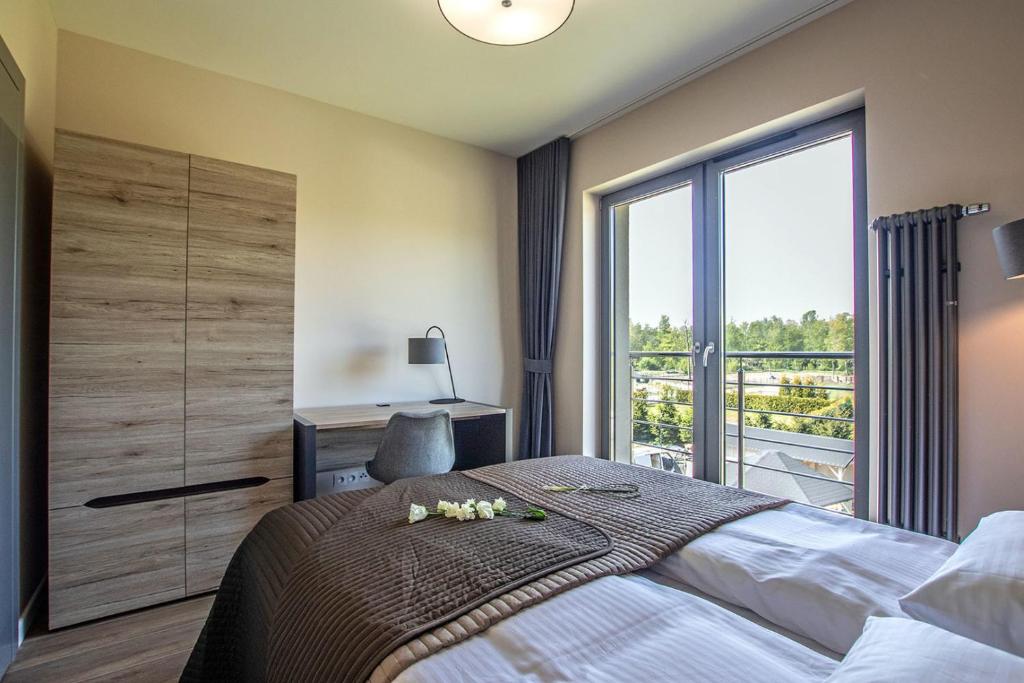 Apartamenty Szmaragdowa 10 - 13