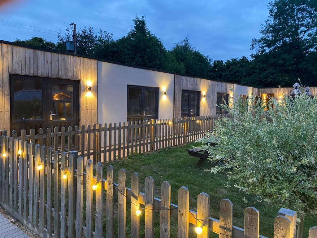 Shenstone Lodge, Kidderminster (updated prices 2024)