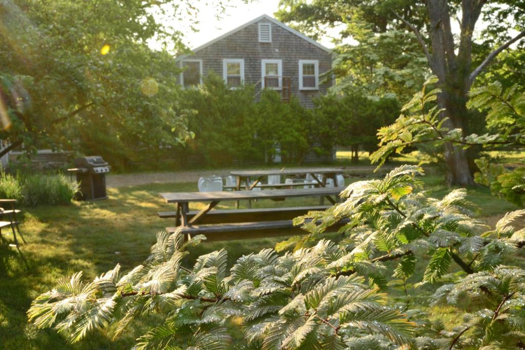 Zahrada ubytování HI Martha's Vineyard Hostel